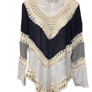 Cute macrame style top blue and white